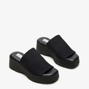 Steve Madden sandals